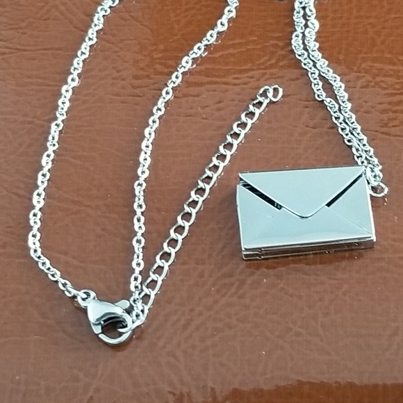 I Love You Letter Envelope Women's Necklace. Stainless Steel. New - Picture 9 of 9